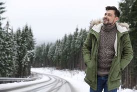 Gdzie kupić kurtki zimowe męskie przed sezonem – kiedy są najlepsze ceny?