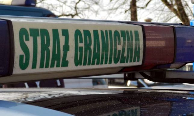 Nielegalnie przez granicę Nielegalnie przez granicę