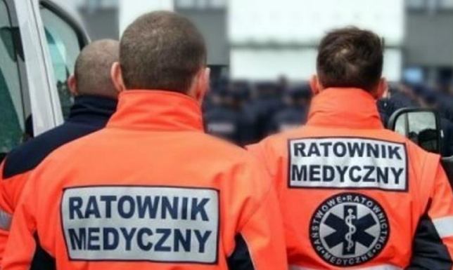 Potrącenie 80-letniej rowerzystki w Suwałkach wypadek drogowy na skrzyżowaniu ulic Wyszyńskiego i Pileckiego