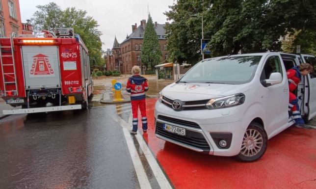 Zbiórki w związku z bardzo trudną sytuacją powodziową na południu kraju