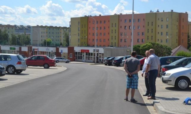 Nowa jezdnia i parkingi na Paca nowa jezdnia i parkingi