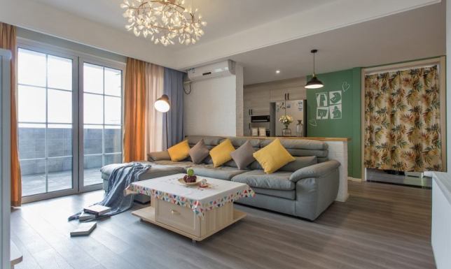 Żyrandole – przepych i elegancja w oświetleniu wnętrz