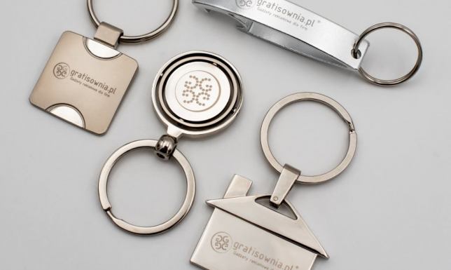 Breloki z własnym nadrukiem - mały gadżet, wielka promocja