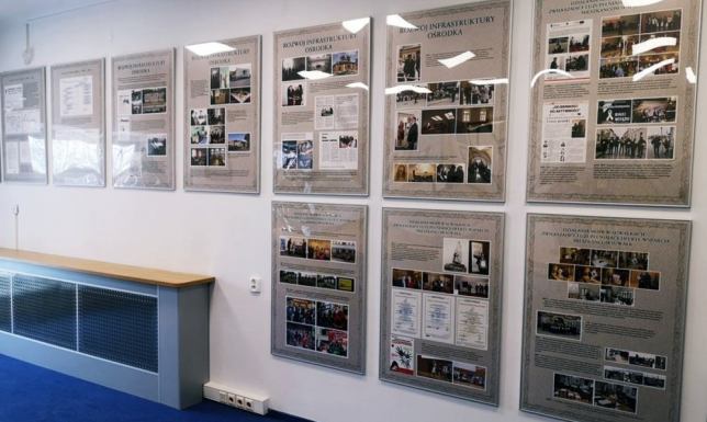 MOPR w Suwałkach, wystawa z okazji 30-lecia działalności  