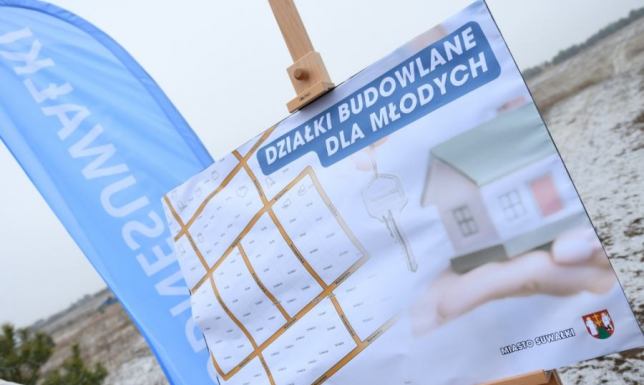 Kolejne przetargi w ramach programu "Działki budowlane dla młodych"
