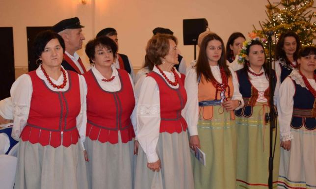 Wigilijne spotkanie zespołów ludowych