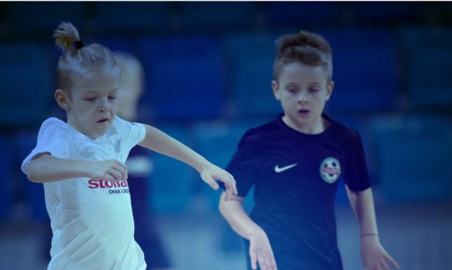 Akademia Piłkarska Wigry Suwałki Halowy Turniej Piłki Nożnej 