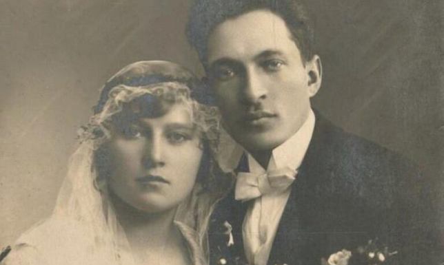 Wystawa fotografii ślubnej w Bibliotece