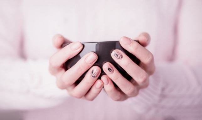 Jaki jest najmodniejszy manicure w tym roku