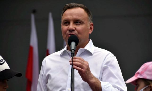 Andrzej Duda prezydentem RP Andrzej Duda wygrywa wybory prezydenckie w Polsce