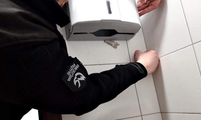 Nieudana próba przemytu narkotyków do aresztu