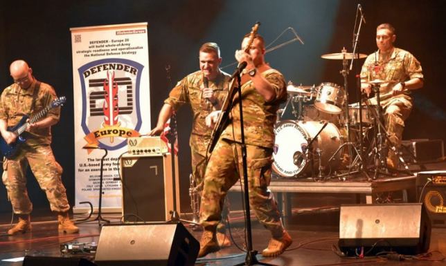 Koncert amerykańskiej armii w Suwałkach