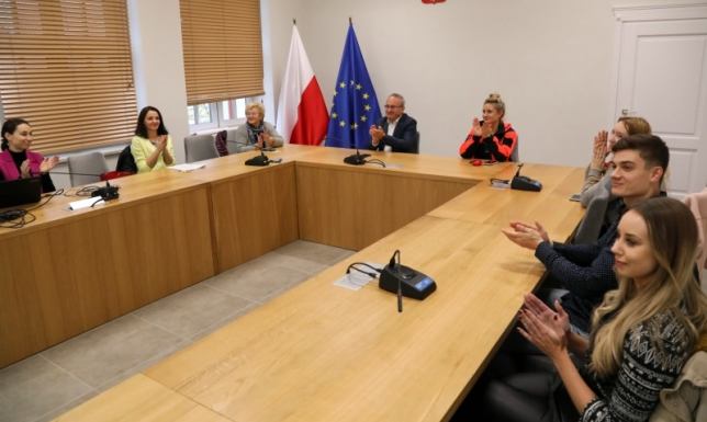 Bezpłatna Sterylizacja Psów i Kotów, butelkomat czy placyk do Street Workoutu