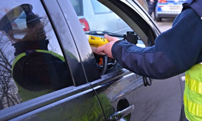 Kierowca z dwoma zakazami sądowymi