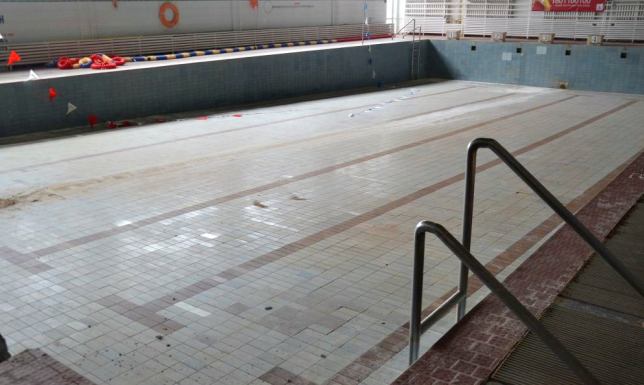 Nie znalazł się chętny na wykonanie remontu basenu w Szkole Podstawowej nr 10