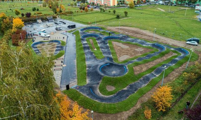 Umowa na wykonanie Bike Parku podpisana umowa z firmą Velo Projekt na wykonanie Bike Parku przy ul. Moniuszki w Suwałkach