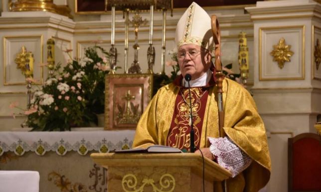 Jerzy Mazur skierował słowa do wiernych z okazji Świąt Bożego Narodzenia