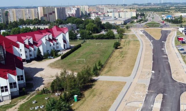 boisko piłkarskie typu „orlik” przy ul. Rotmistrza Witolda Pileckiego w Suwałkach