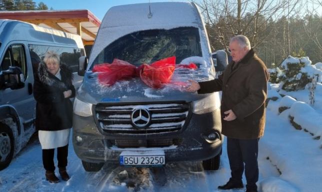 Powiat Suwalski dofinansował zakup 17-osobowego autobusu