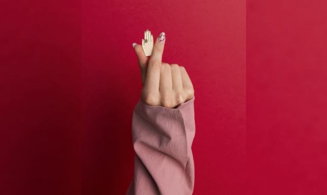 Kolekcjonerskie piny Rossmann x Kopi