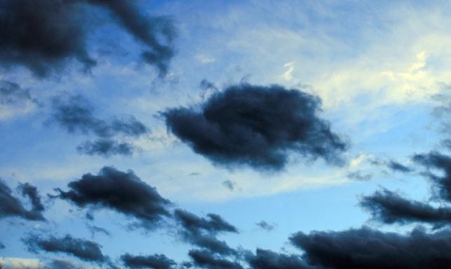 Centralne Biuro Prognoz Meteorologicznych ostrzega przed silnym wiatrem