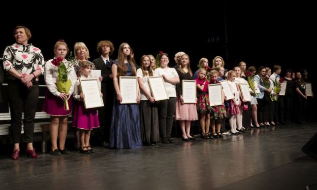 Poznaliśmy laureatów II edycji Ogólnopolskiego Konkursu Chórów Dziecięcych upowszechnianie śpiewu chóralnego w szkołach, placówkach i instytucjach kultury
