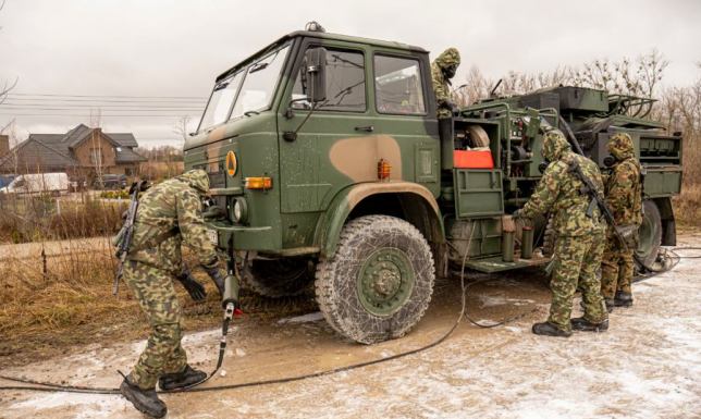 współpraca pomiędzy administracją, służbami mundurowymi i siłami zbrojnymi