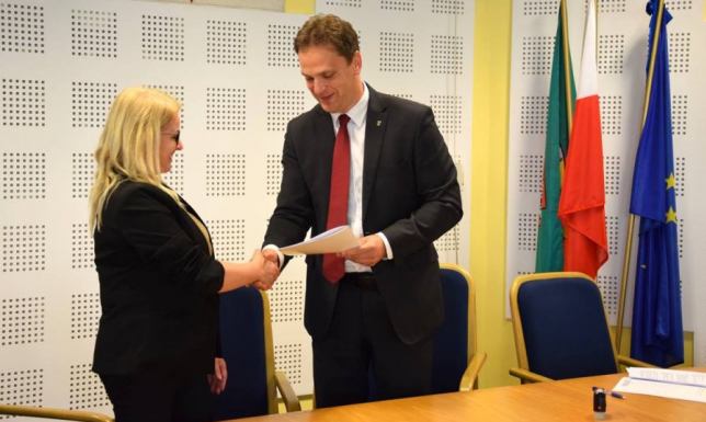 Dotacje na suwalskie zabytki Podpisali umowy na remont zabytków