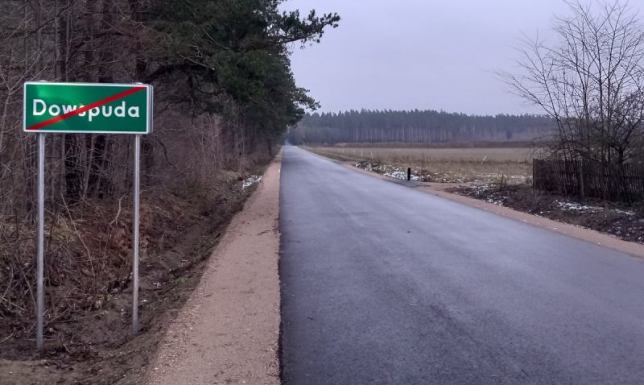 Inwestycja polegała na poprawie parametrów technicznych drogi powiatowe