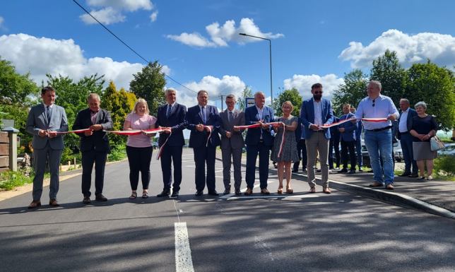 oficjalne otwarcie około kilometrowej długości drogi w Gminie Suwałki
