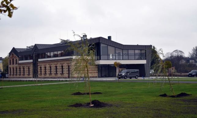 Kawiarnia Stara Łaźnia na suwalskich Bulwarach zaprasza na koncert SOK BAND