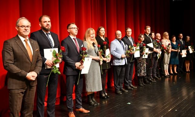 Ponad 40 nauczycieli otrzymało nagrody Prezydenta Miasta Suwałk