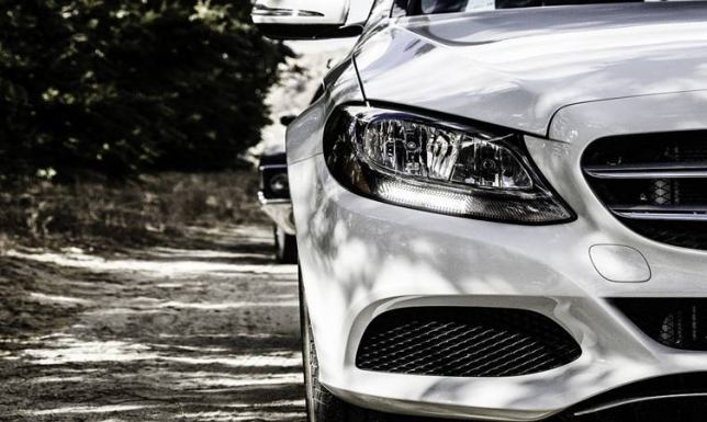 Jak znaleźć atrakcyjne ubezpieczenie OC?