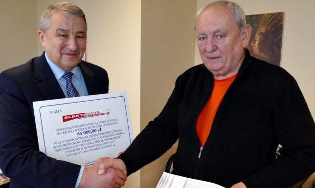 Pieniądze od firmy Elektromil dla Szpitala Wojewódzkiego w Suwałkach