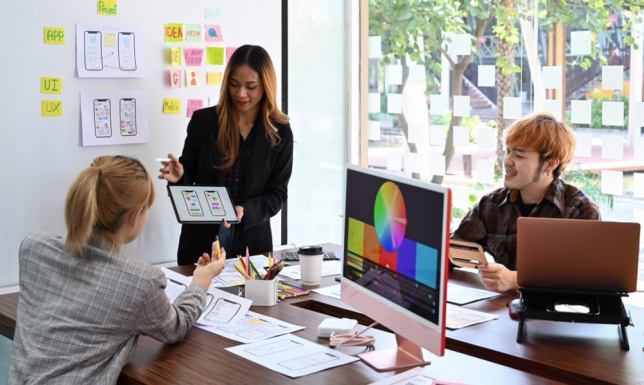 Jak agencja kreatywna może pomóc Twojej firmie osiągnąć sukces?