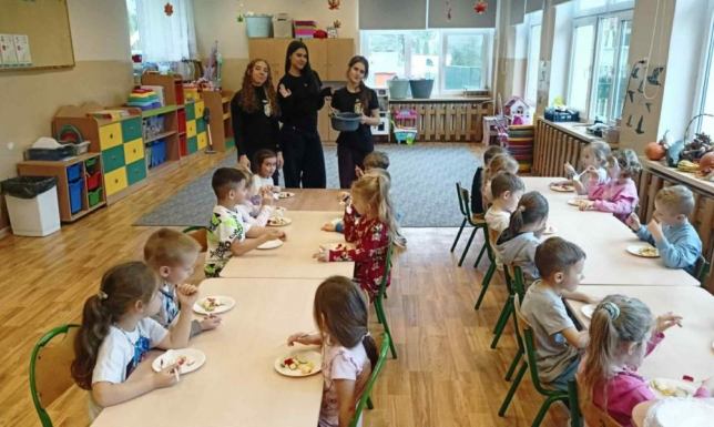 Uczniowie Zespołu Szkół nr 4 w Suwałkach, realizujący projekt FitFlow