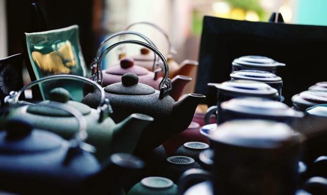 Wszystko, co warto wiedzieć na temat czajników do kuchni