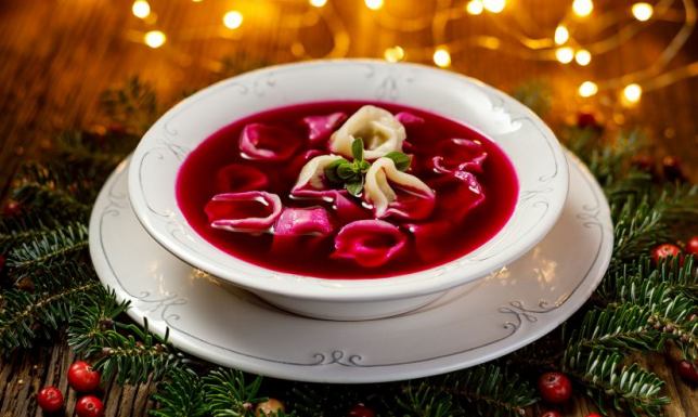 Królowa wigilijnego stołu. Barszcz czy grzybowa?