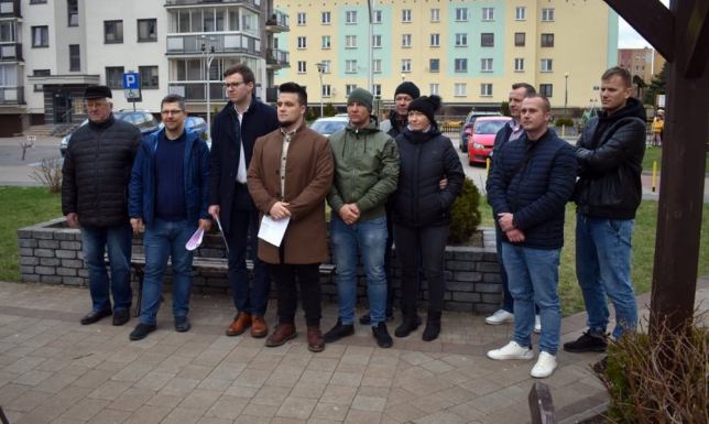 Na lekceważące podejście i opieszałość władz miasta narzekają mieszkańcy ulicy Franciszkańskiej