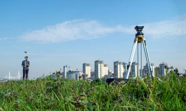 W jakim celu korzysta się z usług geodety?