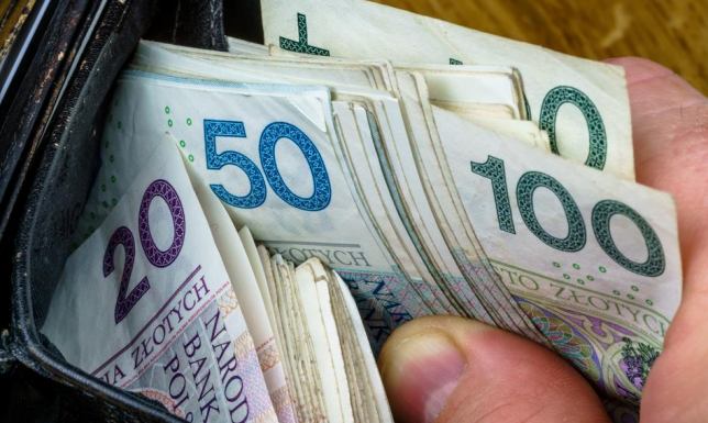 Jak bezpiecznie pożyczać online? Jak bezpiecznie pożyczać online?