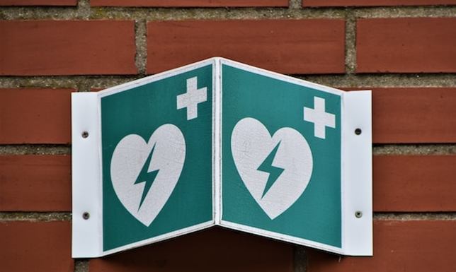 Dlaczego warto rozważyć zabieg wszczepienia esperalu?