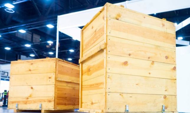 Jakie są podstawowe zasady pakowania towaru do transportu morskiego?