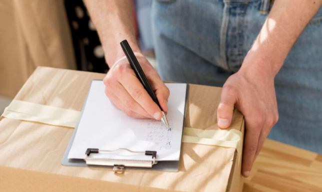 Kompleksowy poradnik: Jak prawidłowo przygotować paczkę do wysyłki