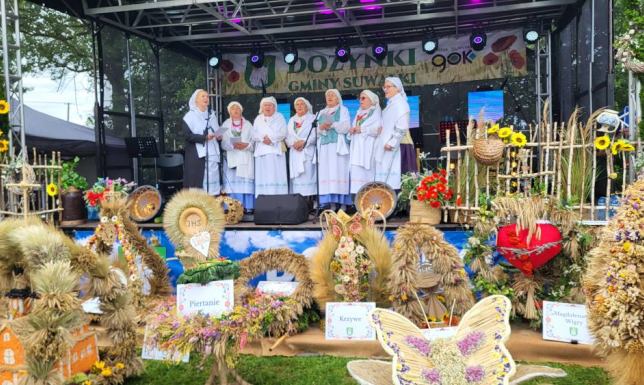 Tradycyjne podziękowanie rolnikom za ich pracę