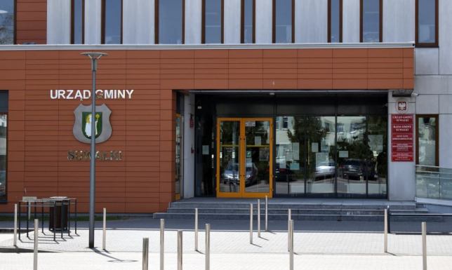 możliwości składania wniosków o przyznanie pomocy materialnej