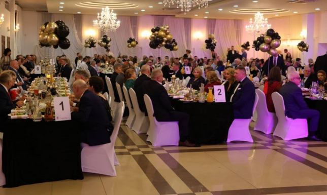 Ponad 330 osób bawiło się w sobotę (07.02) na XIV Balu Charytatywnym