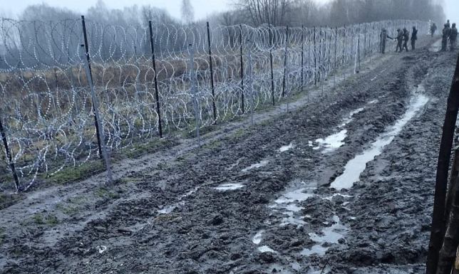 W pierwszych dniach Nowego Roku granicę próbowały przekroczyć 44 osoby