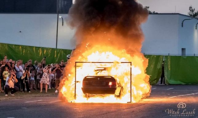 MONSTER TRUCK SHOW w Suwałkach światowej klasy kaskaderów dostarczy Ci niezapomnianych chwil
