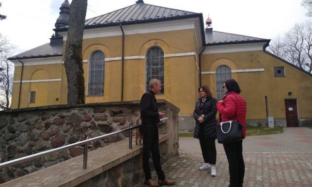 podlaska wojewódzka konserwator zabytków w kościele w Wiżajnach